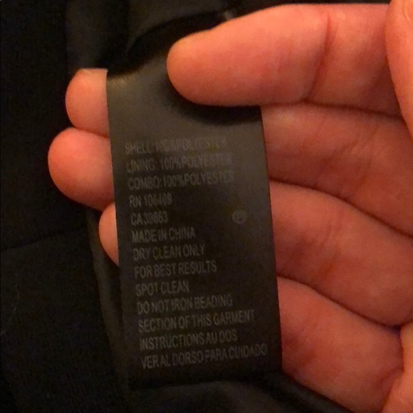 Tahari black with white pearl collar blazer sz:8P - Picture 7 of 7